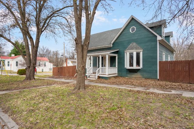 706 7TH ST, Boonville, MO 65233