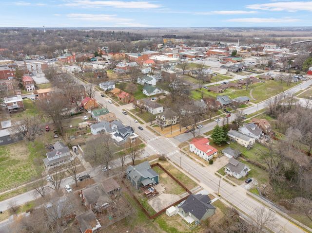 706 7TH ST, Boonville, MO 65233