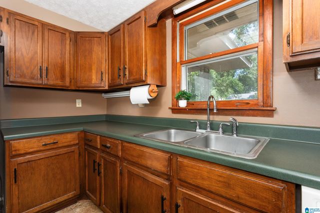 209 SUNNY HILLS DRIVE, Anniston, AL 36206
