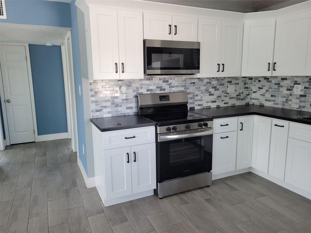 7650 COQUINA WAY 3, St Pete Beach, FL 33706