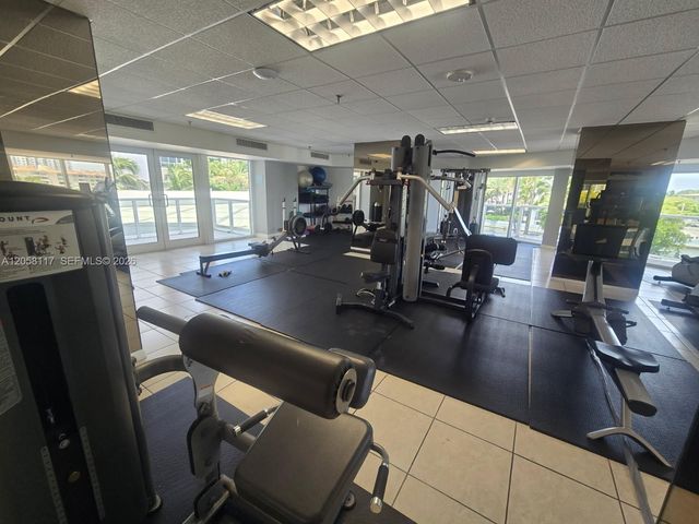 2401 Collins Avenue 1709, Miami Beach, FL 33140