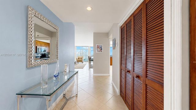 2401 Collins Avenue 1709, Miami Beach, FL 33140