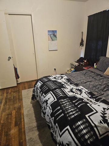 909 Peach Street, El Campo, TX 77437