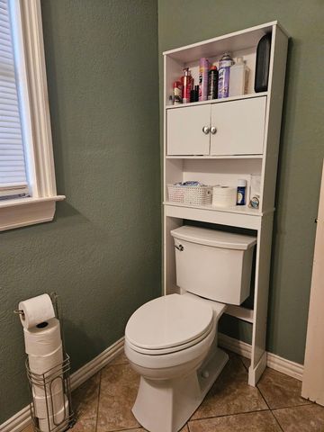 909 Peach Street, El Campo, TX 77437