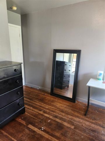 909 Peach Street, El Campo, TX 77437