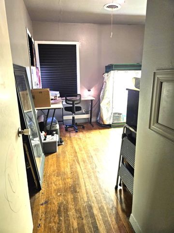 909 Peach Street, El Campo, TX 77437