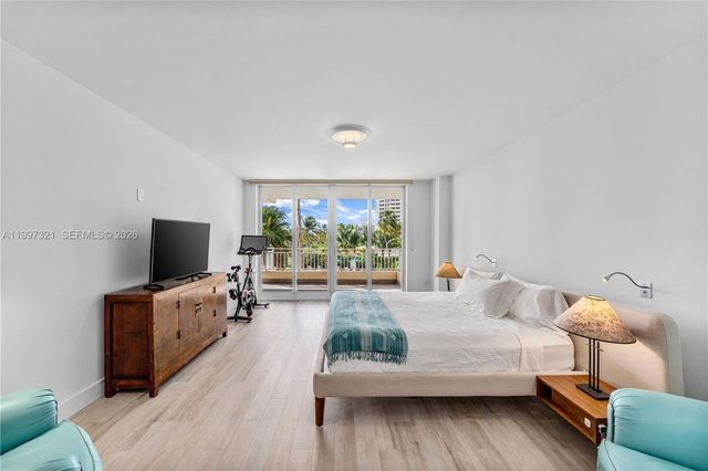791 Crandon Blvd 405, Key Biscayne, FL 33149