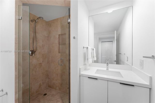 791 Crandon Blvd 405, Key Biscayne, FL 33149