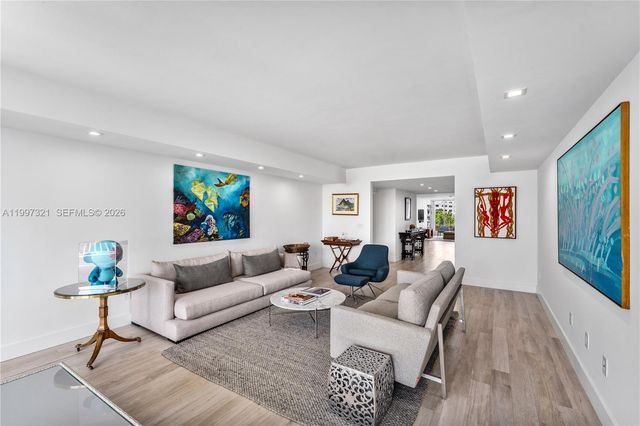 791 Crandon Blvd 405, Key Biscayne, FL 33149