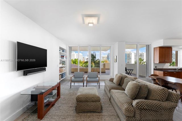 791 Crandon Blvd 405, Key Biscayne, FL 33149