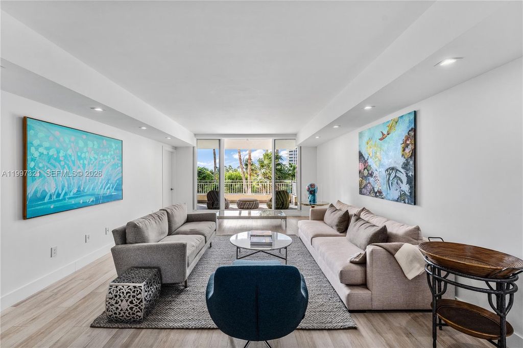 791 Crandon Blvd 405, Key Biscayne, FL 33149