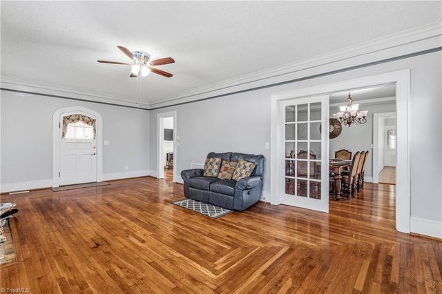 208 Cox Avenue, Thomasville, NC 27360