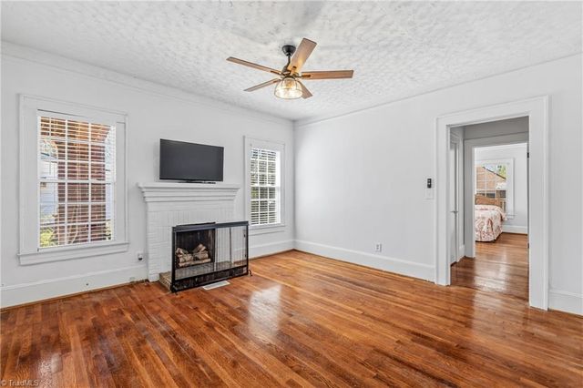 208 Cox Avenue, Thomasville, NC 27360