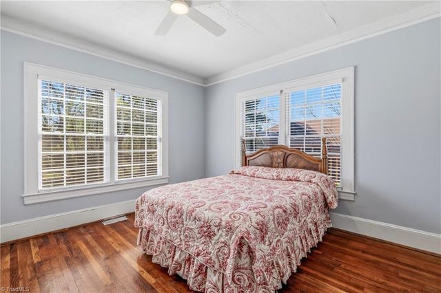 208 Cox Avenue, Thomasville, NC 27360