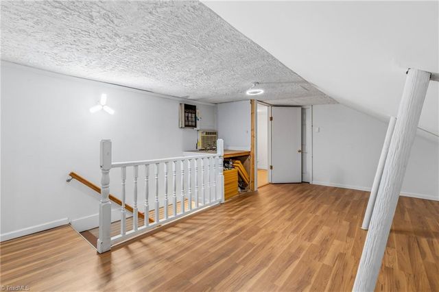 208 Cox Avenue, Thomasville, NC 27360