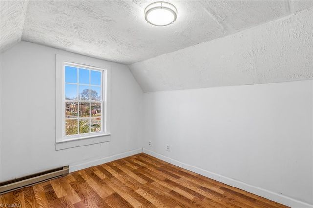 208 Cox Avenue, Thomasville, NC 27360