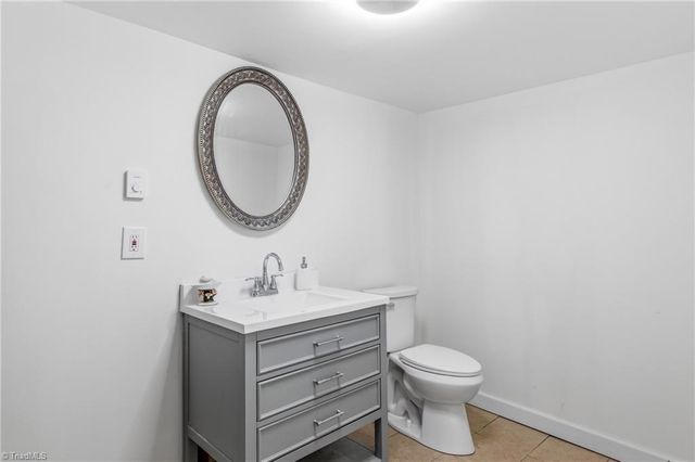 208 Cox Avenue, Thomasville, NC 27360