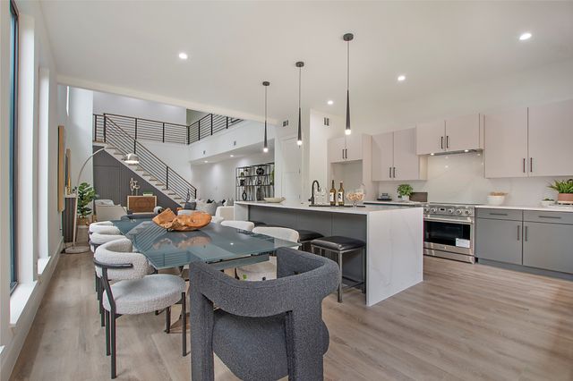 2306 Hondo, Dallas, TX 75219