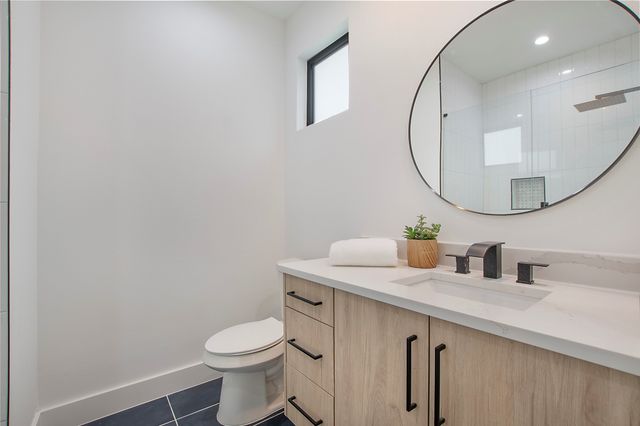 2306 Hondo, Dallas, TX 75219