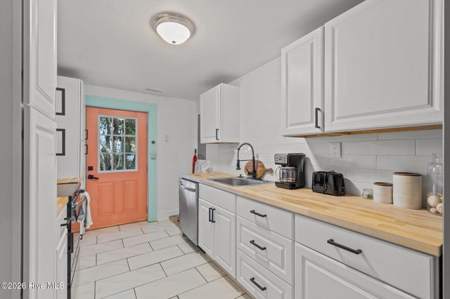 5713 Emerald Drive, Emerald Isle, NC 28594