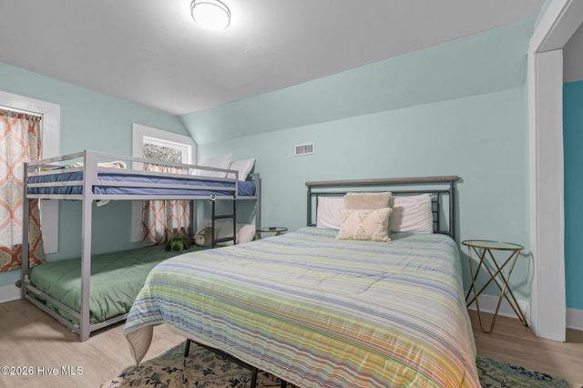 5713 Emerald Drive, Emerald Isle, NC 28594