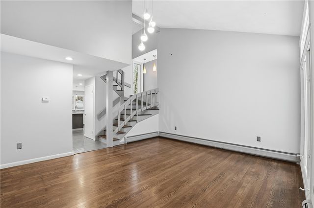 6 Cross Street, Seekonk, MA 02769