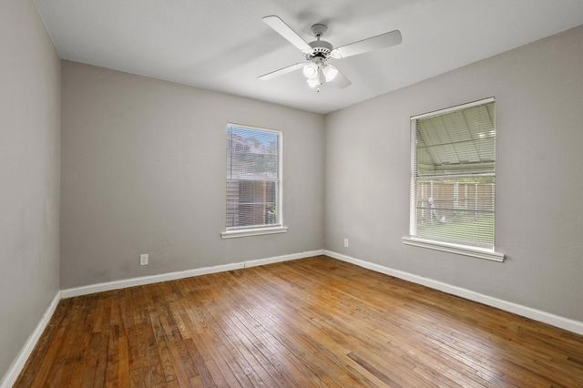 805 Mulkey Lane, Denton, TX 76209