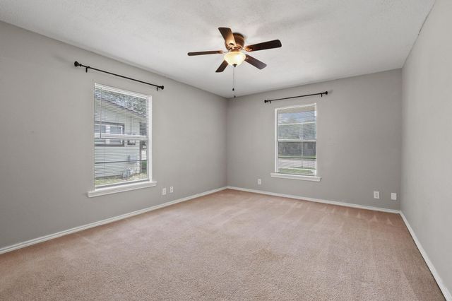 805 Mulkey Lane, Denton, TX 76209