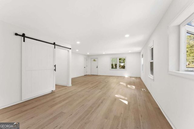 1044 Pinedale Drive SE, Smyrna, GA 30080