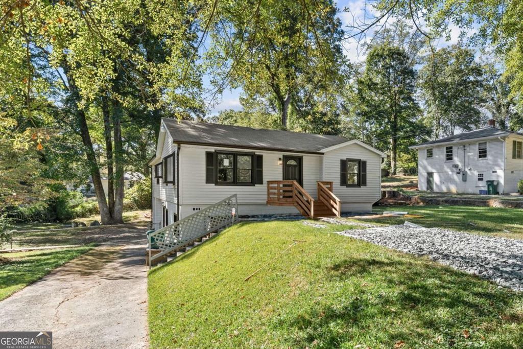 1044 Pinedale Drive SE, Smyrna, GA 30080