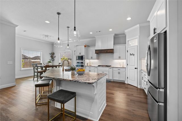 230 Bequette Lane, Centerton, AR 72719