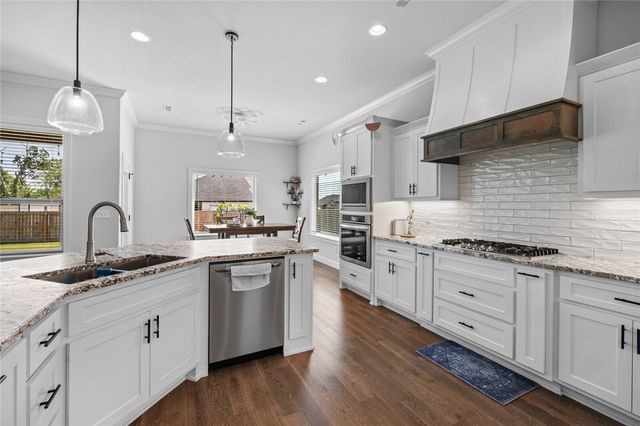 230 Bequette Lane, Centerton, AR 72719