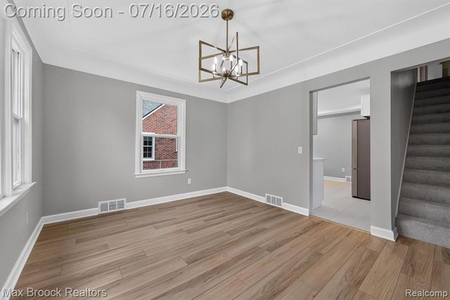 2249 Benjamin Avenue, Royal Oak, MI 48073