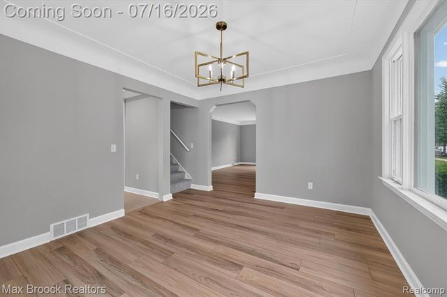 2249 Benjamin Avenue, Royal Oak, MI 48073