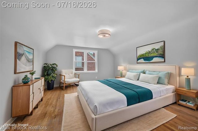 2249 Benjamin Avenue, Royal Oak, MI 48073