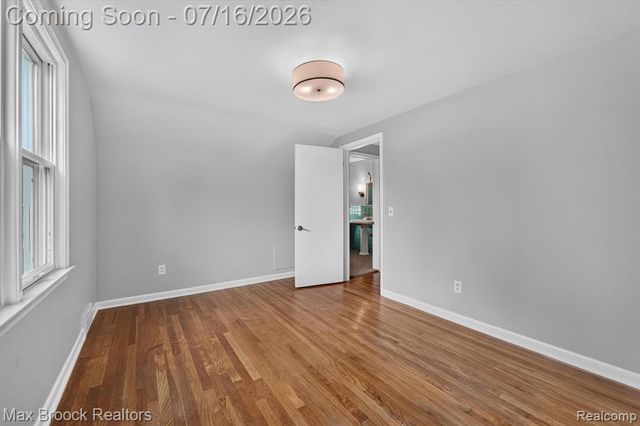 2249 Benjamin Avenue, Royal Oak, MI 48073