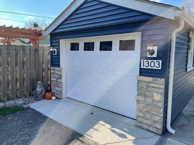 1303 Elmwood Avenue, Columbus, OH 43212