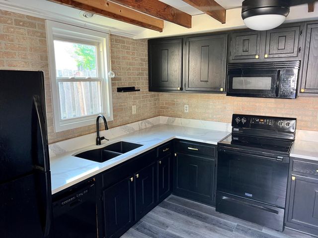 1303 Elmwood Avenue, Columbus, OH 43212