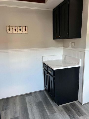 1303 Elmwood Avenue, Columbus, OH 43212