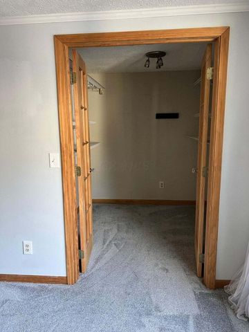 1303 Elmwood Avenue, Columbus, OH 43212