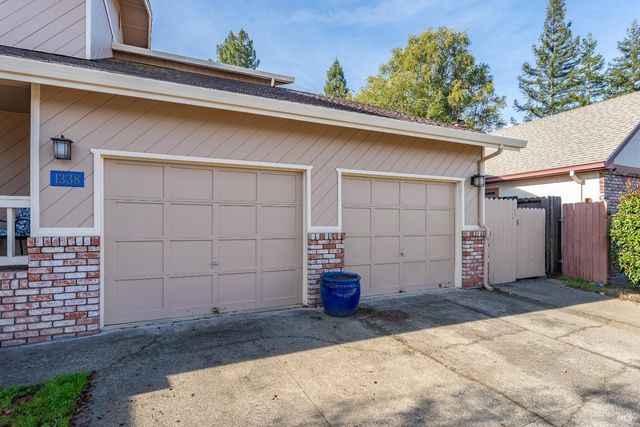 1338 Laurel Ave, Ukiah, CA 95482