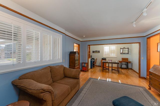 1338 Laurel Ave, Ukiah, CA 95482