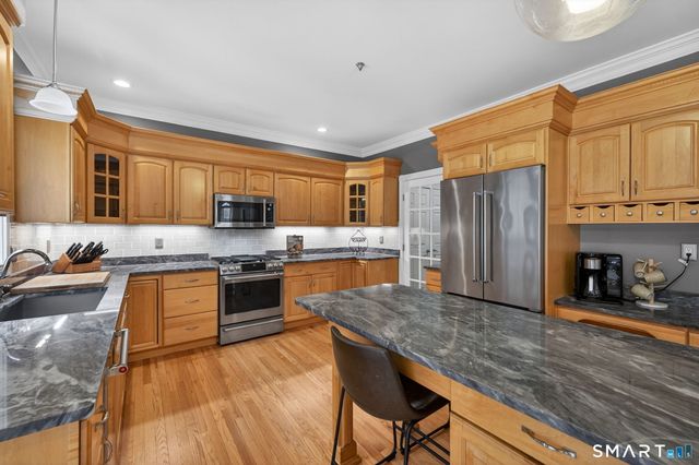 29 Boulder Ridge, Southington, CT 06489