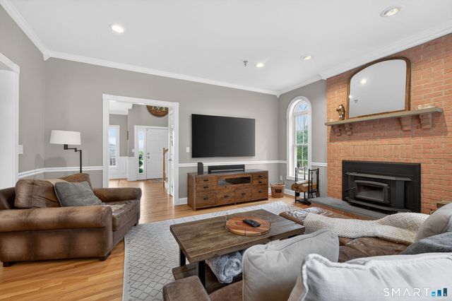 29 Boulder Ridge, Southington, CT 06489