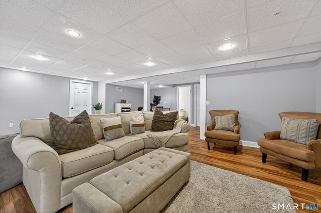 29 Boulder Ridge, Southington, CT 06489