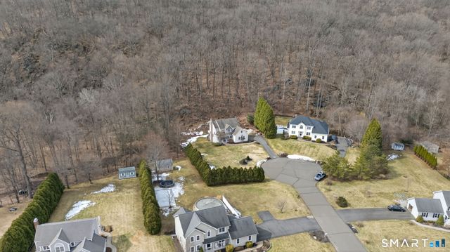 29 Boulder Ridge, Southington, CT 06489