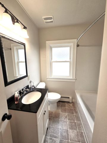 920 20th Avenue SE, Minneapolis, MN 55414