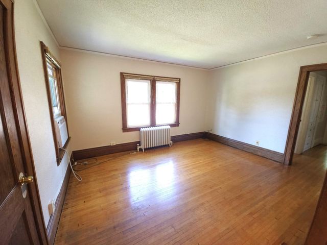 920 20th Avenue SE, Minneapolis, MN 55414