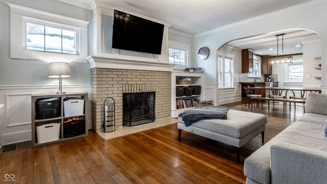 4718 Winthrop Avenue, Indianapolis, IN 46205