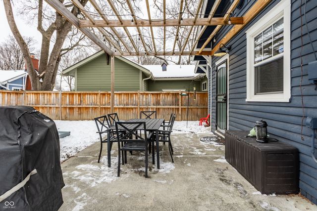 4718 Winthrop Avenue, Indianapolis, IN 46205